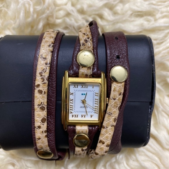 Good condition La Mer Collections Watch SR626SW Gold Hardware Quartz Ladies - Picture 2 of 9